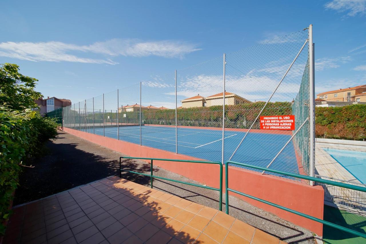 Villa 158A Triplex Rinconin Con Piscina à Gijón Extérieur photo